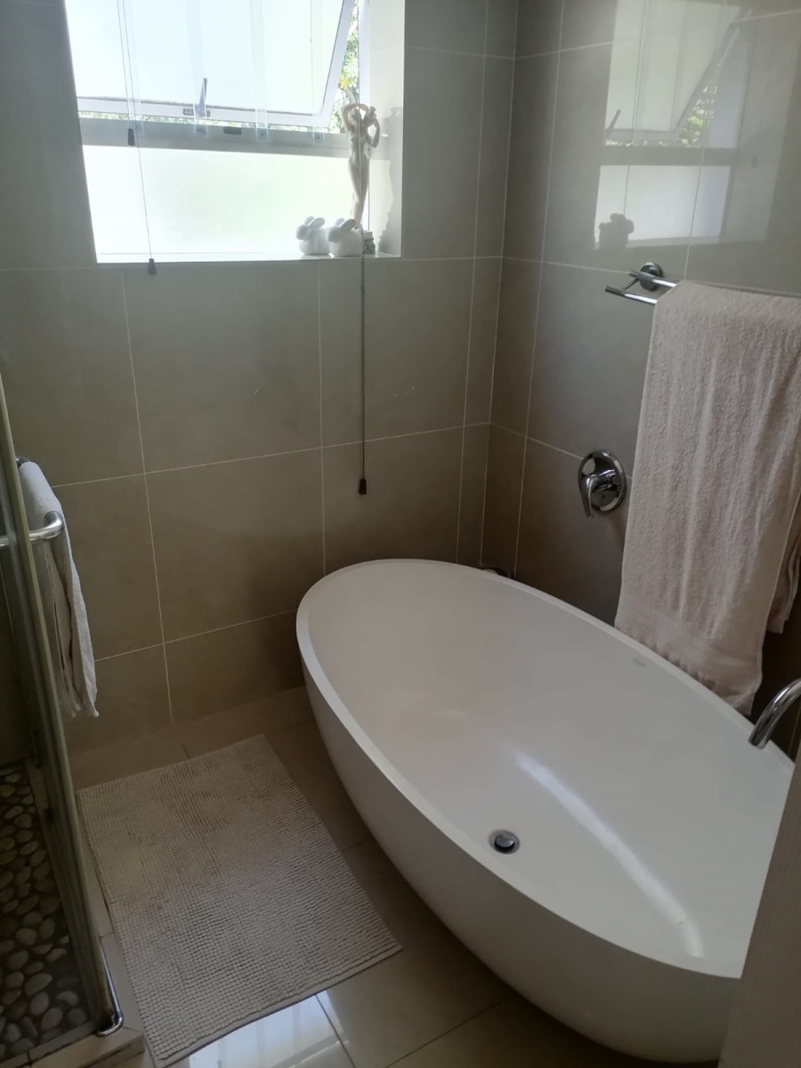 To Let 3 Bedroom Property for Rent in Rome Glen Western Cape